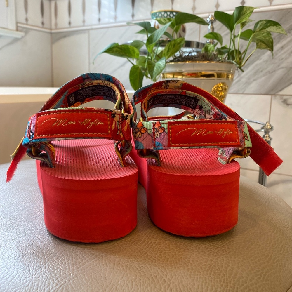 Teva Misa Hylton Multicolor Platform Sandals 8 - Picture 6 of 8